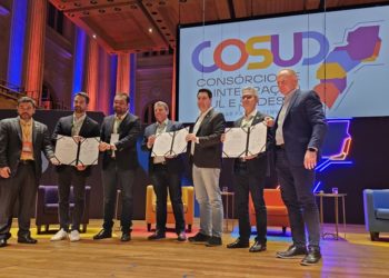 Governador do Espírito Santo participa do encerramento da 9ª edição do Cosud