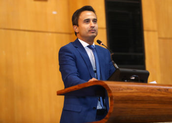 ALES: Deputado Lucas Scaramussa critica projeto que proíbe pulverização aérea nas lavouras