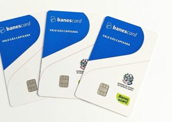 Zanin suspende decretos de SC que dispensavam vacina em escolas, a pedido do PSOL