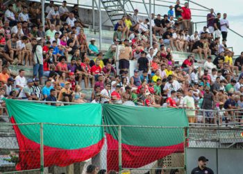 Com fluxo diário de 150 mil veículos, Ponte Rio-Niterói faz 50 anos