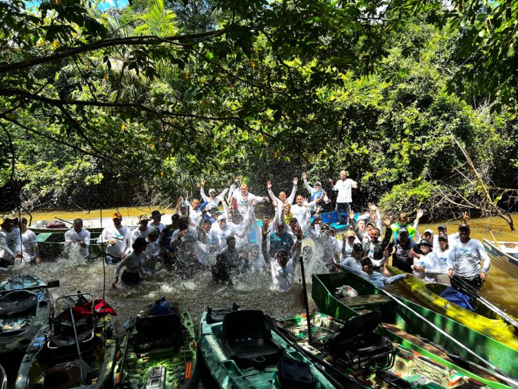 Brasil tem quase mil mortes por dengue em investigação