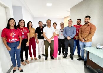 Prefeito Marcos Guerra recebe visita de executivo do Banco do Nordeste
