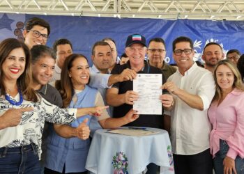 Governo do Estado inaugura obras e anuncia novos investimentos em Vila Pavão