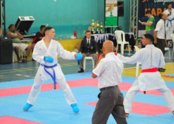 Vereadores de SP autorizam capital a aderir à privatização da Sabesp