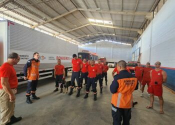 “Maior catástrofe meteorológica da história do RS”, diz ministro