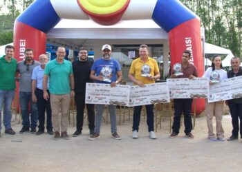 Governo chama chefes de Poderes para discutir emergência climática