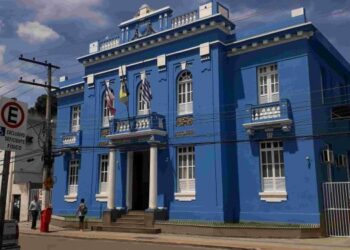 Câmara de Vereadores de Colatina paga Abono de R$ 4.500,00