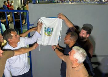 Prefeitura entrega Quadra Poliesportiva em Jaguaré