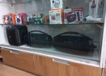 Antônio Variedades: sua loja para tênis, celulares, JBL e muito mais…