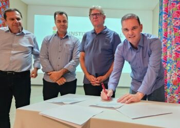 Governo anuncia expansão de serviços de Saúde e inaugura obras em Linhares