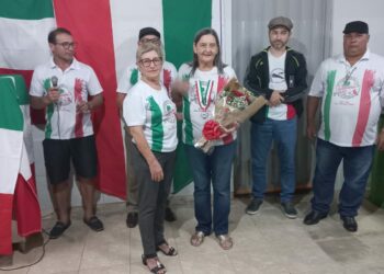 Nova diretoria toma posse na AMITAJ