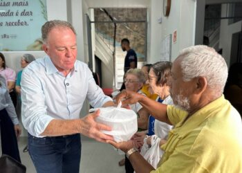 Pediatras pedem aprovação de lei com licença-paternidade de 1 mês