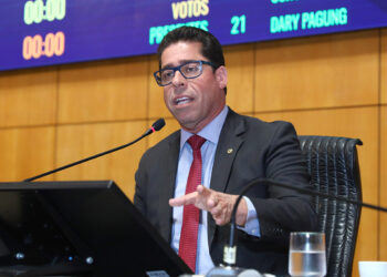 Marcelo Santos defende combate ao terrorismo urbano