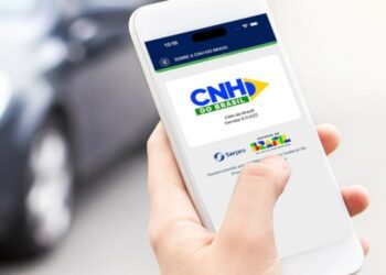 Governo oficializa nova regra e lança aplicativo para obtenção de CNH