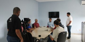 Professores podem acumular cargo público, decide Congresso