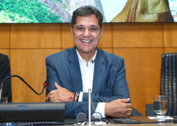 Espírito Santo inaugura primeira Estação de Tratamento de Esgoto sustentável com geração própria de energia solar