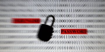 Material do governo ajuda população a se proteger de golpes digitais
