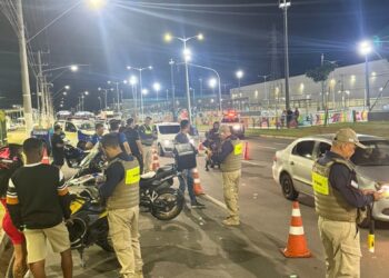 Material do governo ajuda população a se proteger de golpes digitais