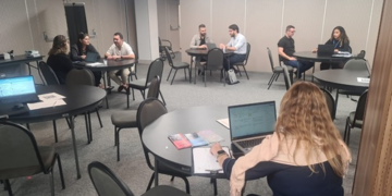 Material do governo ajuda população a se proteger de golpes digitais