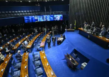 Veja quem são os novos senadores e como fica a composição do Senado