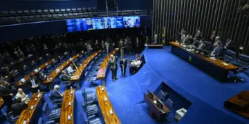 Veja quem são os novos senadores e como fica a composição do Senado
